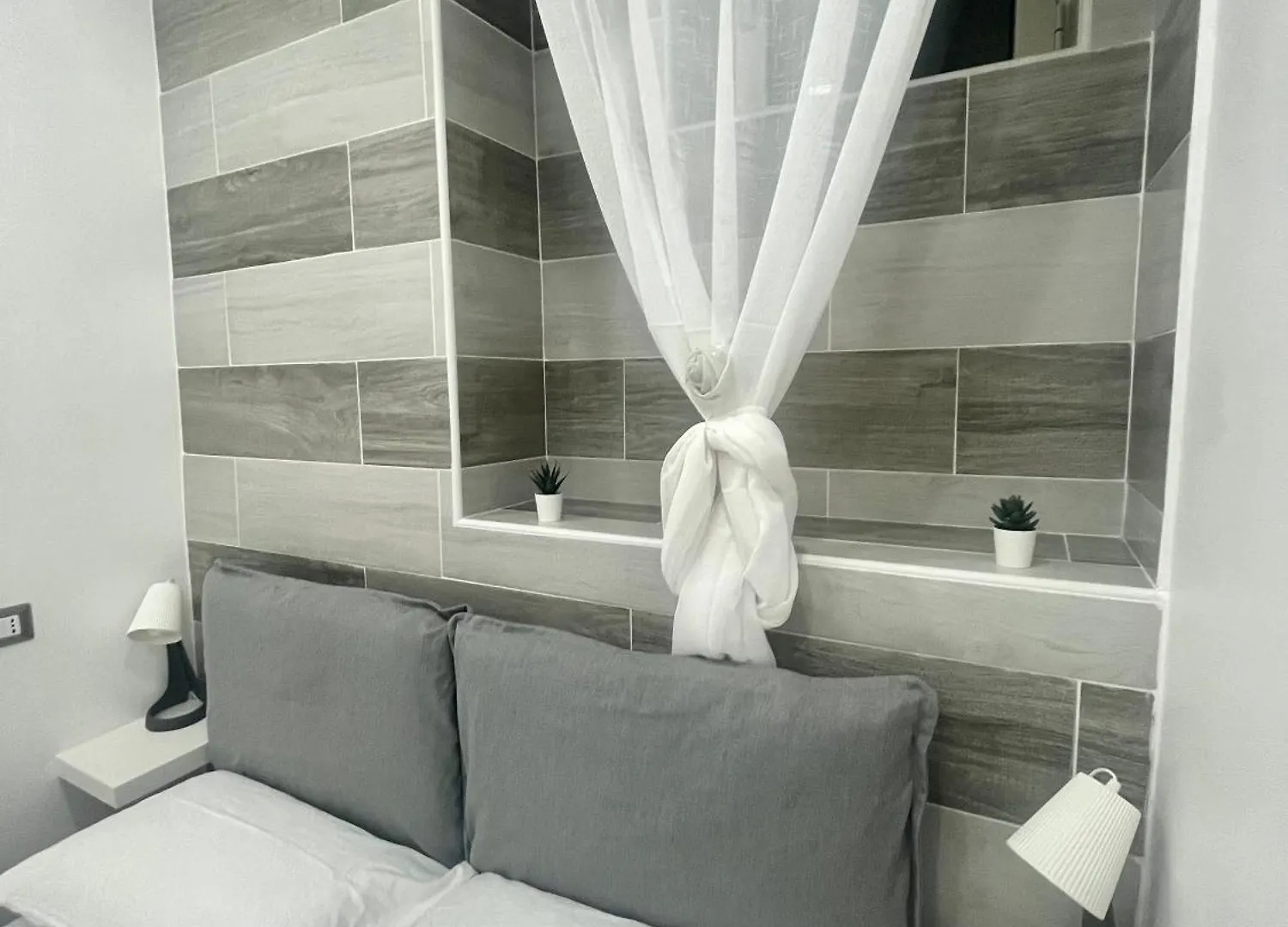 Grevin House Apartment Naples 0*,